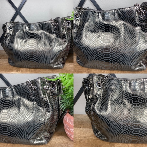 SOLD Michael Kors Jet Set Chain 2Way Shoulder Bag - Picture 7 of 13